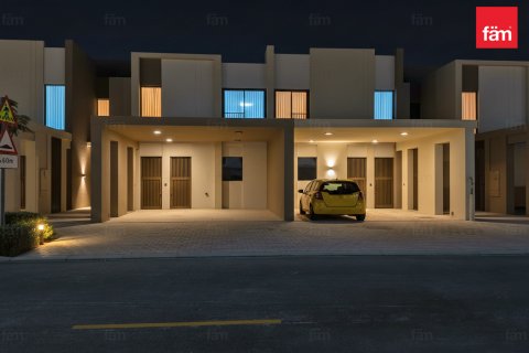 Maison de ville à louer à Dubai, EAU 3 chambres, 161 m2 № 668846 - photo 2