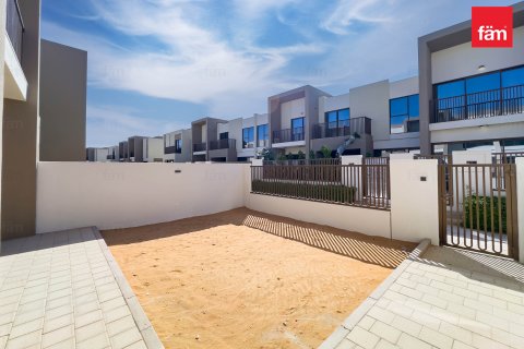 Maison de ville à louer à Dubai, EAU 3 chambres, 161 m2 № 668846 - photo 17