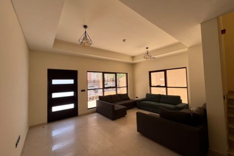 טאונהאוס להשכרה ב Jumeirah Village Circle, Dubai, איחוד האמירויות  4 חדרי שינה, 234 מ"ר, מספר 726056 - תמונה 3