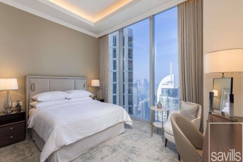 Appartement te huur in Downtown Dubai (Downtown Burj Dubai), Dubai, VAE 4 slaapkamers, 327 vr.m., nr 680992 - foto 12