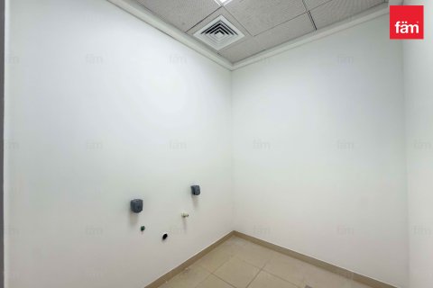 Villa para arrendamento em Al Barsha, Dubai, EAU 5 quartos, 929 m2 № 717564 - foto 15