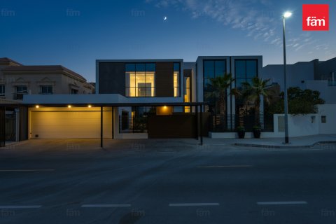 Villa em Al Barsha, Dubai, EAU 5 quartos, 929 m2 № 717564