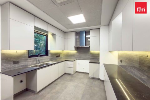 Villa para arrendamento em Al Barsha, Dubai, EAU 5 quartos, 929 m2 № 717564 - foto 17