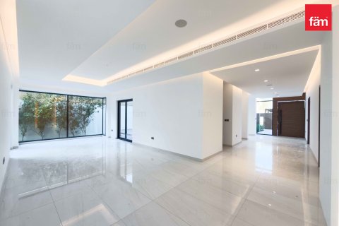 Villa para arrendamento em Al Barsha, Dubai, EAU 5 quartos, 929 m2 № 717564 - foto 13