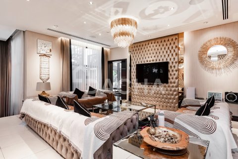 Vila v Jumeirah Golf Estates, Dubai, SAE 5 ložnice, 557 m² Č.: 721947 - fotografie 11