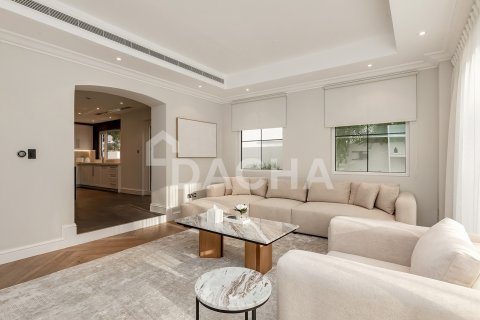 Vila v Jumeirah Golf Estates, Dubai, SAE 4 ložnice, 445 m² Č.: 721941 - fotografie 11