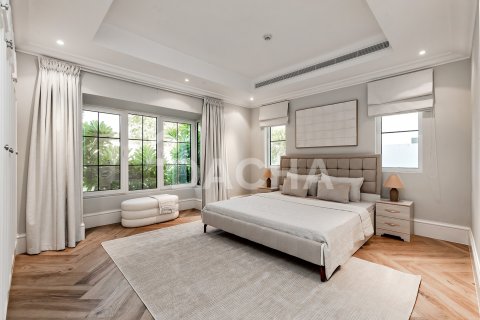 Vila v Jumeirah Golf Estates, Dubai, SAE 4 ložnice, 445 m² Č.: 721941 - fotografie 7