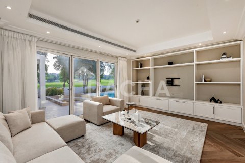 Vila v Jumeirah Golf Estates, Dubai, SAE 4 ložnice, 445 m² Č.: 721941 - fotografie 10