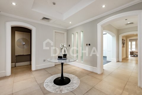 Vila v Jumeirah Golf Estates, Dubai, SAE 4 ložnice, 445 m² Č.: 721941 - fotografie 5