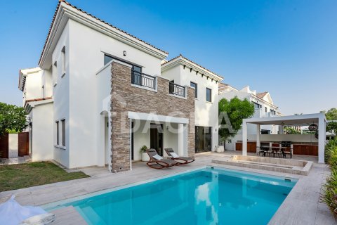 Vila v Jumeirah Golf Estates, Dubai, SAE 4 ložnice, 445 m² Č.: 721941 - fotografie 23