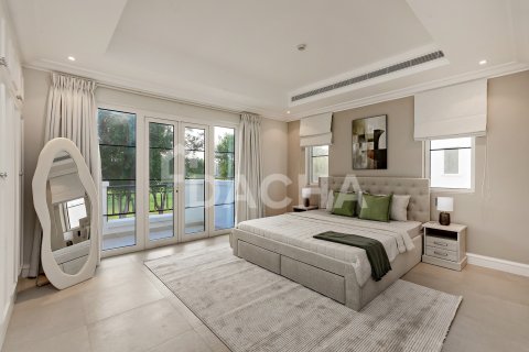 Vila v Jumeirah Golf Estates, Dubai, SAE 4 ložnice, 445 m² Č.: 721941 - fotografie 21