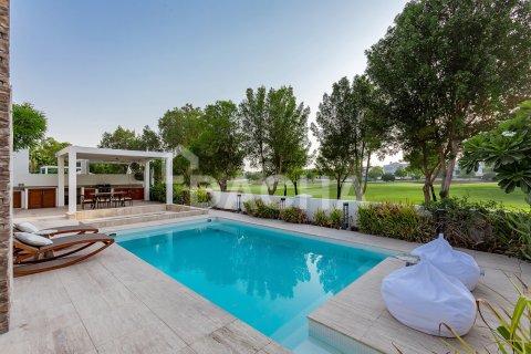 Vila v Jumeirah Golf Estates, Dubai, SAE 4 ložnice, 445 m² Č.: 721941 - fotografie 3