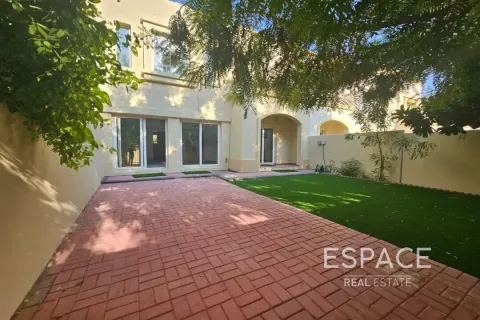 Üürile anda villa asukohaga The Springs, Dubai, AÜE: 3 magamistoaga, 228 m² Nr 662551 - pilt 1