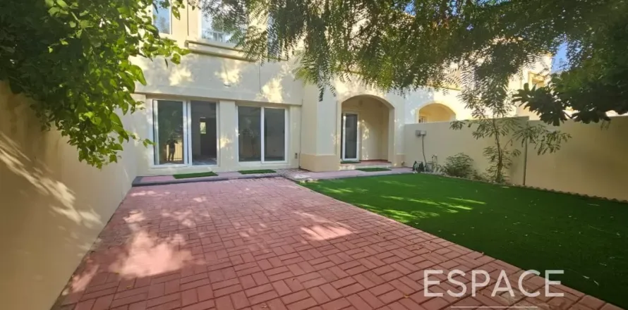 Huvila The Springs, Dubai, Arabiemiraatit 3 makuuhuonetta, 228 m2 № 662551