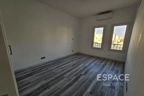 Üürile anda villa asukohaga The Springs, Dubai, AÜE: 3 magamistoaga, 228 m² Nr 662551 - pilt 9