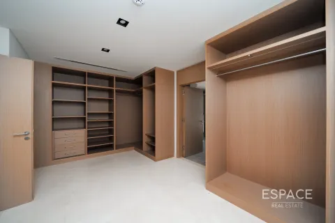 Villa te koop in Dubai, VAE 5 slaapkamers, 533 vr.m., nr 662550 - foto 14