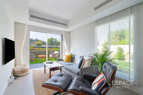 Vilă de vânzare în The Springs, Dubai, EAU 2 dormitoare, 167 mp. №661076 - poză 3