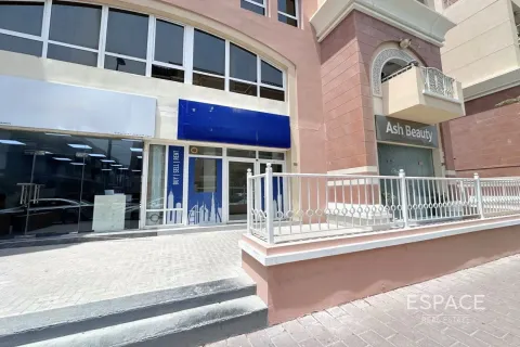 Shop til salg i Jumeirah Village Circle, Dubai, UAE 71 kvm № 661074 - foto 1