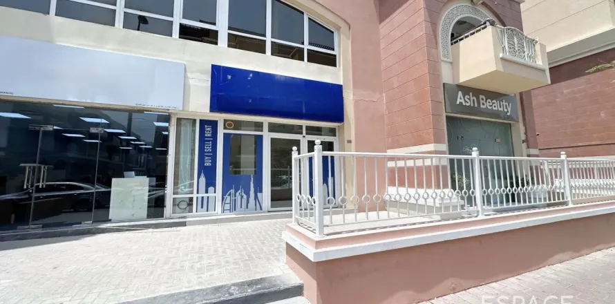 Shop i Jumeirah Village Circle, Dubai, UAE 71 kvm № 661074