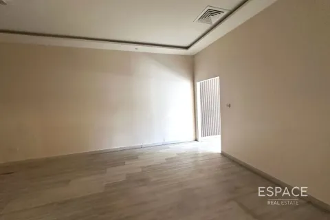 Shop til salg i Jumeirah Village Circle, Dubai, UAE 71 kvm № 661074 - foto 10