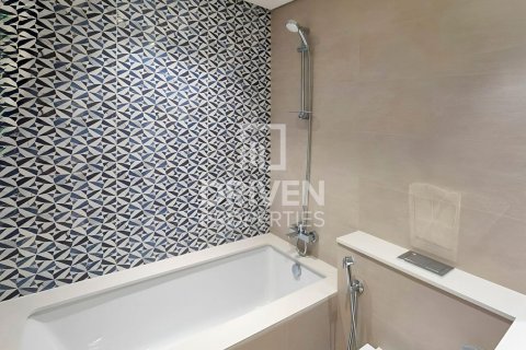 Lägenhet uthyres i Mina Rashid, Dubai, UAE 3 sovrum, 153.38 kvm Nr. 768446 - fotografi 9