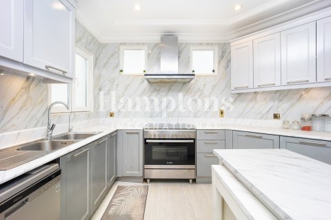 Villa til leje i Palm Jumeirah, Dubai, UAE 4 soveværelser, 684.50930400 kvm № 679692 - foto 16