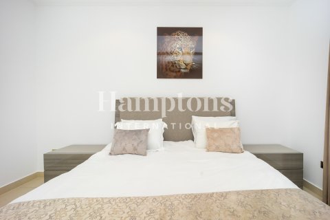 Villa til leje i Palm Jumeirah, Dubai, UAE 4 soveværelser, 684.50930400 kvm № 679692 - foto 11