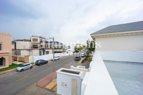 Villa til leje i Palm Jumeirah, Dubai, UAE 4 soveværelser, 684.50930400 kvm № 679692 - foto 19