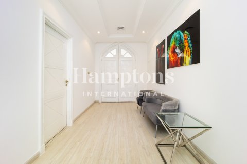 Villa til leje i Palm Jumeirah, Dubai, UAE 4 soveværelser, 684.50930400 kvm № 679692 - foto 4