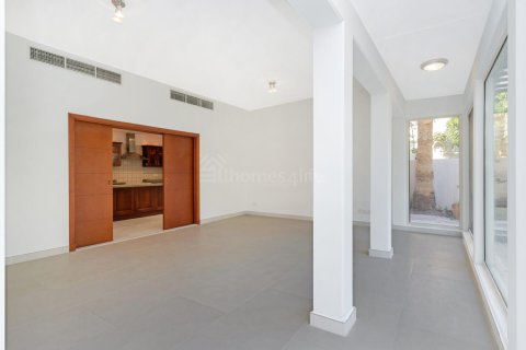 Vila u gradu Arabian Ranches, Dubai, UAE 5 spavaće sobe, 808 m2 Br. 703465 - Slika 3