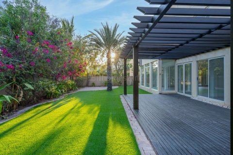 Vila u gradu Arabian Ranches, Dubai, UAE 5 spavaće sobe, 808 m2 Br. 703465 - Slika 6