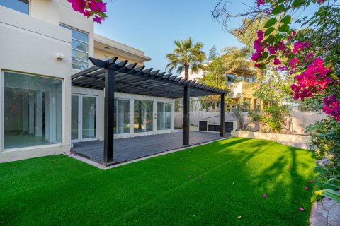 Vila di Arabian Ranches, Dubai, UEA 5 kamar tidur, 808 m2 nomor 703465