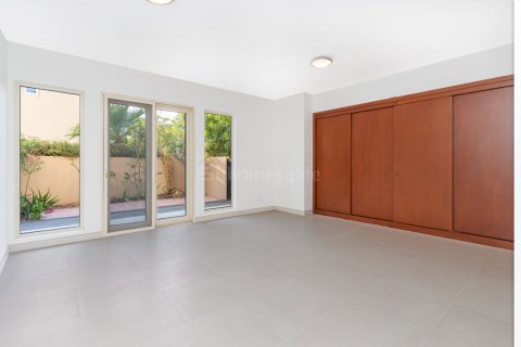 Vila u gradu Arabian Ranches, Dubai, UAE 5 spavaće sobe, 808 m2 Br. 703465 - Slika 5