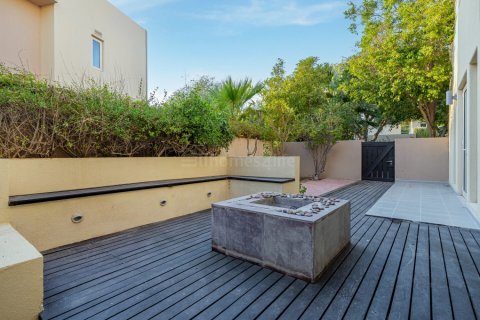 Vila u gradu Arabian Ranches, Dubai, UAE 5 spavaće sobe, 808 m2 Br. 703465 - Slika 7