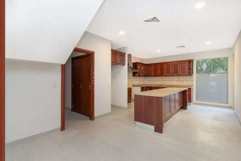 Vila u gradu Arabian Ranches, Dubai, UAE 5 spavaće sobe, 808 m2 Br. 703465 - Slika 9