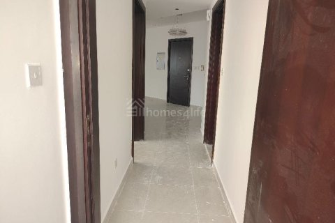 Apartment in Jumeirah Lake Towers, Dubai, UAE 3 bedrooms, 114 sq.m. № 703469 - photo 9