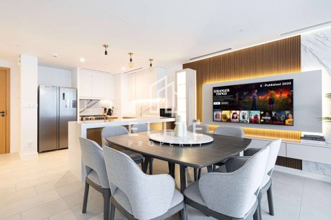 Apartment in Jumeirah Beach Residence, Dubai, UAE 2 bedrooms, 131 sq.m. № 757698 - photo 4