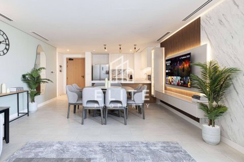 Apartment in Jumeirah Beach Residence, Dubai, UAE 2 bedrooms, 131 sq.m. № 757698 - photo 8