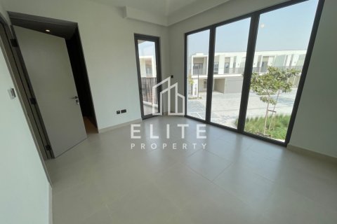 Вилла Tilal Al Ghaf, Дубай, БАӘ-да 4 жатын бөлмелер, 209 м² № 757705 - фото 1