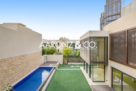 Villa til leie i Mohammed Bin Rashid City, Dubai, Emiratene 4 soverom, 559 kvm Nr. 640859 - Foto 2