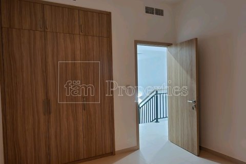 Villa in Dubai, UAE 3 bedrooms, 179 sq.m. № 668665 - photo 9