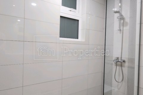 Villa in Dubai, UAE 3 bedrooms, 179 sq.m. № 668665 - photo 14