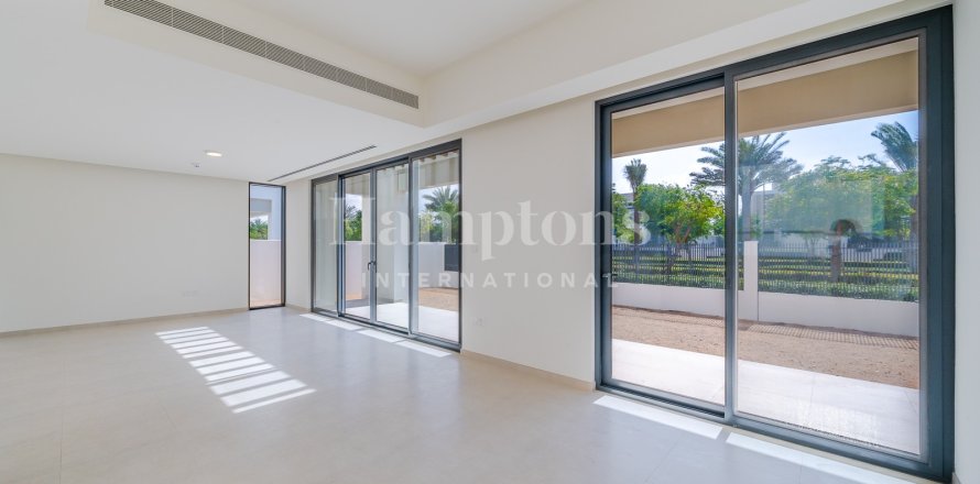 Willa w Arabian Ranches 3, Dubai, ZEA 4 sypialnie, 380.624 mkw. nr 714582