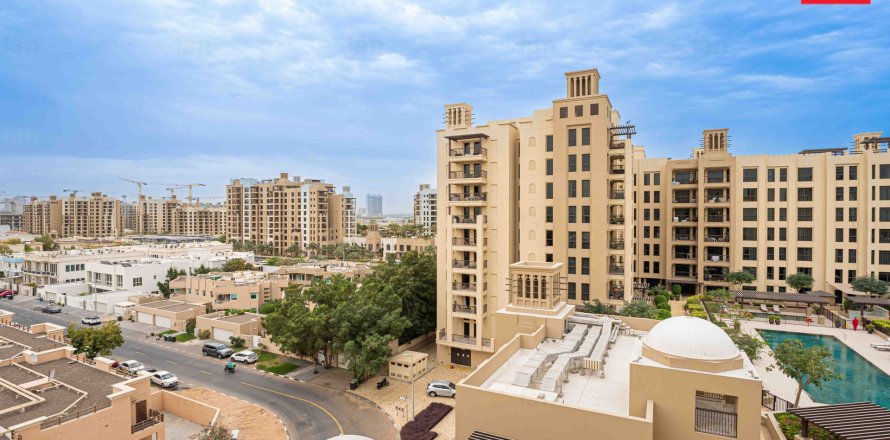 Appartement à Umm Suqeim, Dubai, EAU: 2 chambres, 125.6 m2 № 721163