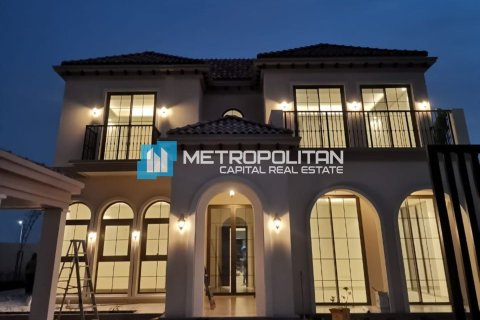 Vilë në Abu Dhabi, Emiratet e Bashkuara Arabe 5 dhoma gjumi, 1599.2 m2. № 651902 - Foto 14