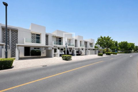 Rekkehus til leie i Mudon, Dubai, Emiratene 3 soverom, 187.66 kvm Nr. 746595 - Foto 20