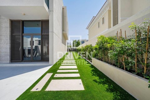 וילה להשכרה ב Mohammed Bin Rashid City, Dubai, איחוד האמירויות  5 חדרי שינה, 634.81 מ"ר, מספר 746597 - תמונה 28