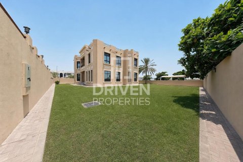 Villa itt: Al Khawaneej, Dubai, EAE, 5 hálószoba, 557.42 m², azonosító: 746598 - fénykép 2
