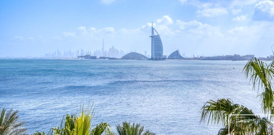 Apartamento en Palm Jumeirah, Dubai, EAU 2 dormitorios, 164.16 m² № 747760