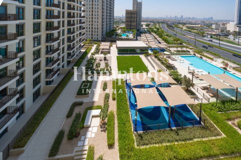 Apartamento para arrendamento em Dubai Hills Estate, Dubai, EAU 2 quartos, 92.01020217 m2 № 764512 - foto 2